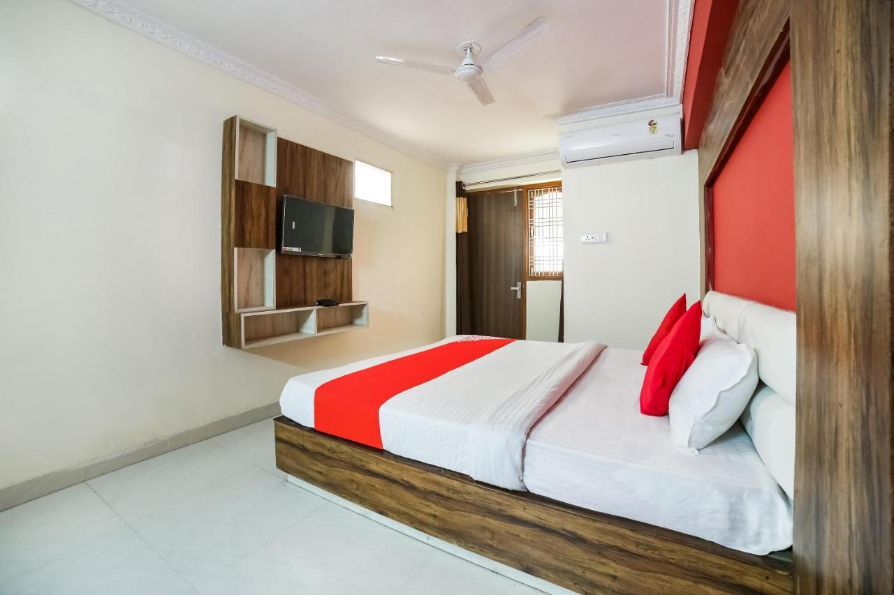 Oyo 70390 Hotel Payal Inn Джабалпур Экстерьер фото